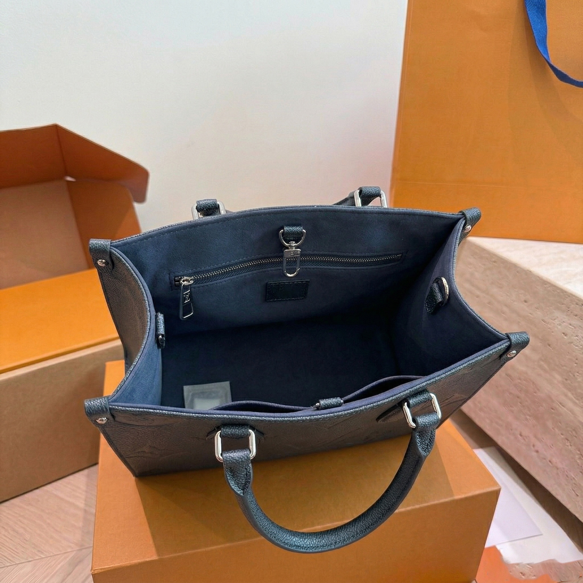 Luxury Designers Boston Handbags Genuine Leather Women's Shoulder Bags Classic Crossbody Bag Large Capacity Travel Tote Fashion Messenger Bag Womens Purse PRPU