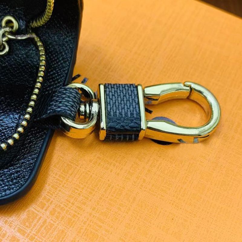 Fashion Keychain Buckle Bag Car Keychains Handmade Leather Men Women key chain Bags Pendant Accessories - 6 of 8