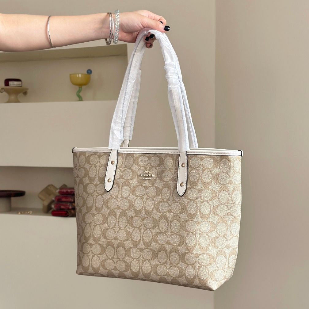 Women's Beige Classic Signature Tote Bag Top Handle Large Capacity White Trim Gold Hardware Zipper Closure Casual Handbag For Work Commute Shopping Travel - 5 of 9
