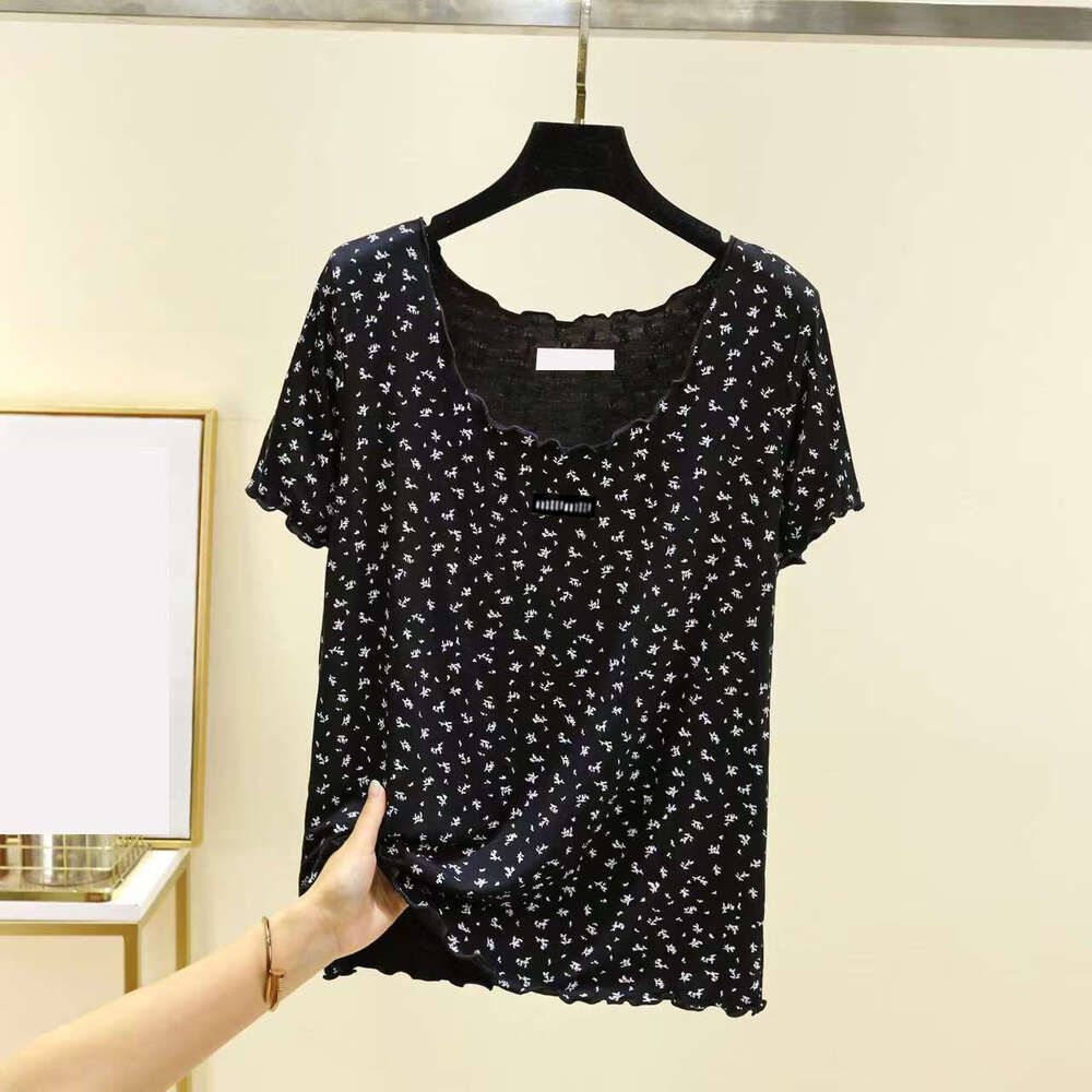 Womens T Shirts Designer Lady Tshirts Shorts Tees Summer Breathable Tops Patterns Flowers Shirt With Budge Letters Design Short Sleeves Size S-2XL - 3 of 8