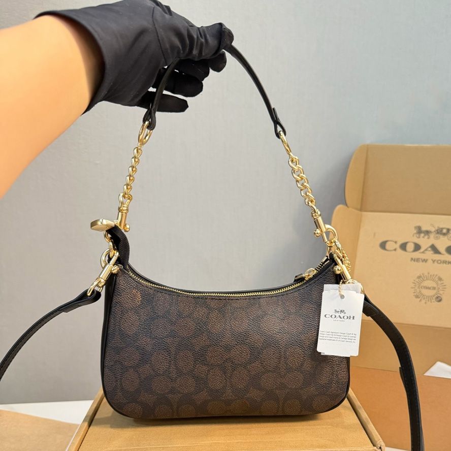 1:1 Correct Emblem teri shoulder bag Designer Handbag New Styles Metal Chain Underarm Bag Tabby Luxury Handbag High-Quality Classic Women's Leather Crossbody Bag - 4 of 8