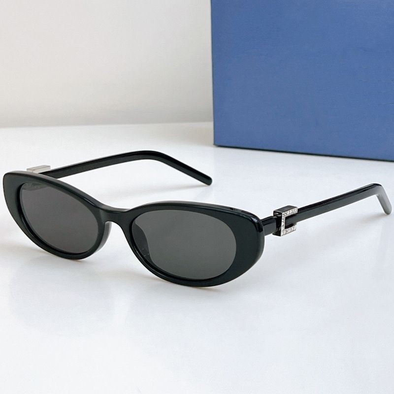 Designer women classic cat eye sunglasses Fashion Retro eyewear high quality Summer seaside travel Fashionable glasses with Box - 4 of 7