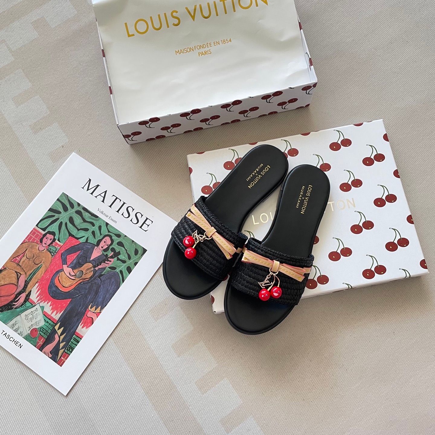 Louis Vuitton x Takashi Murakami Lily Flat Mule Wide Strap Flat Slide Sandals For Women Open Toe Casual Beach Vacation Slip On Slippers Multiple colors - 6 of 7
