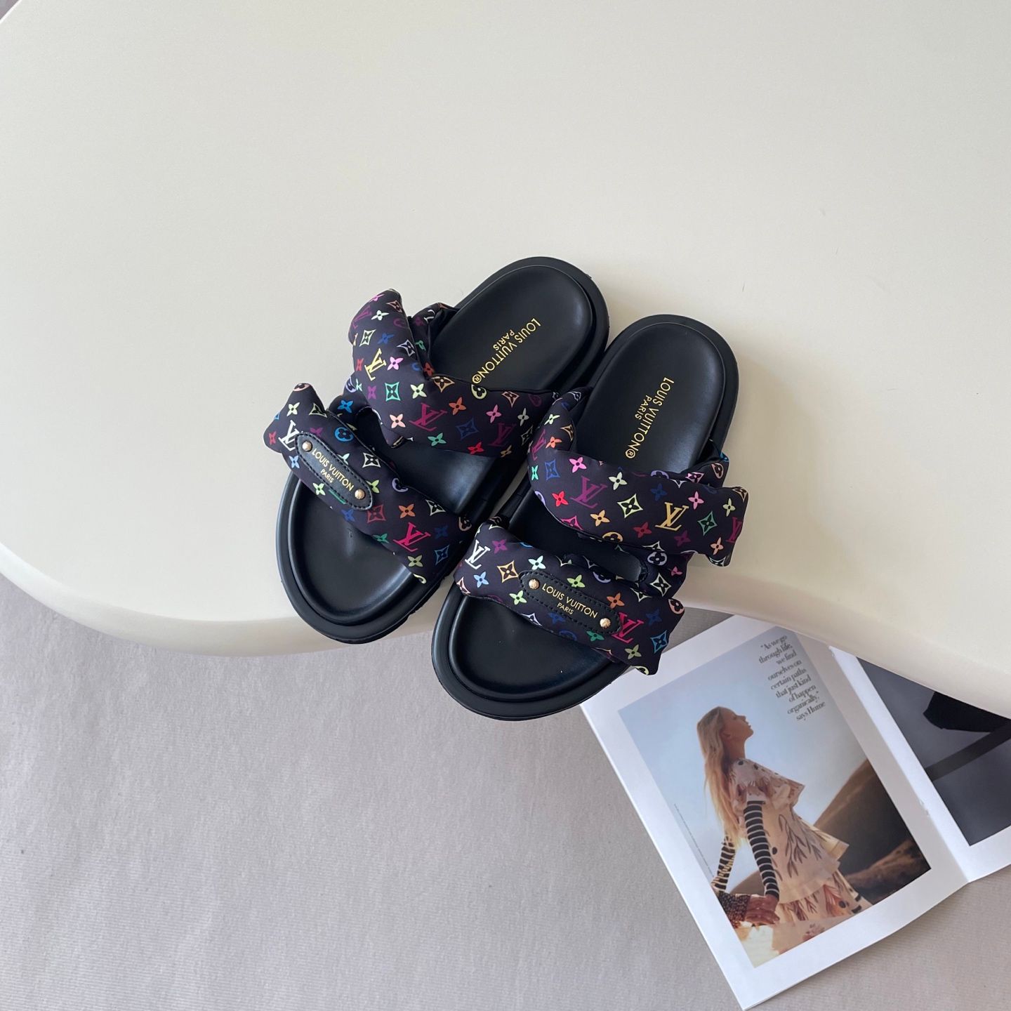 Louis Vuitton x Takashi Murakami Chinelo Pool Pillow Platform Slide Sandals For Women Thick Non Slip Sole Casual Outdoor Beach Vacation Slippers Multiple colors - 4 of 8
