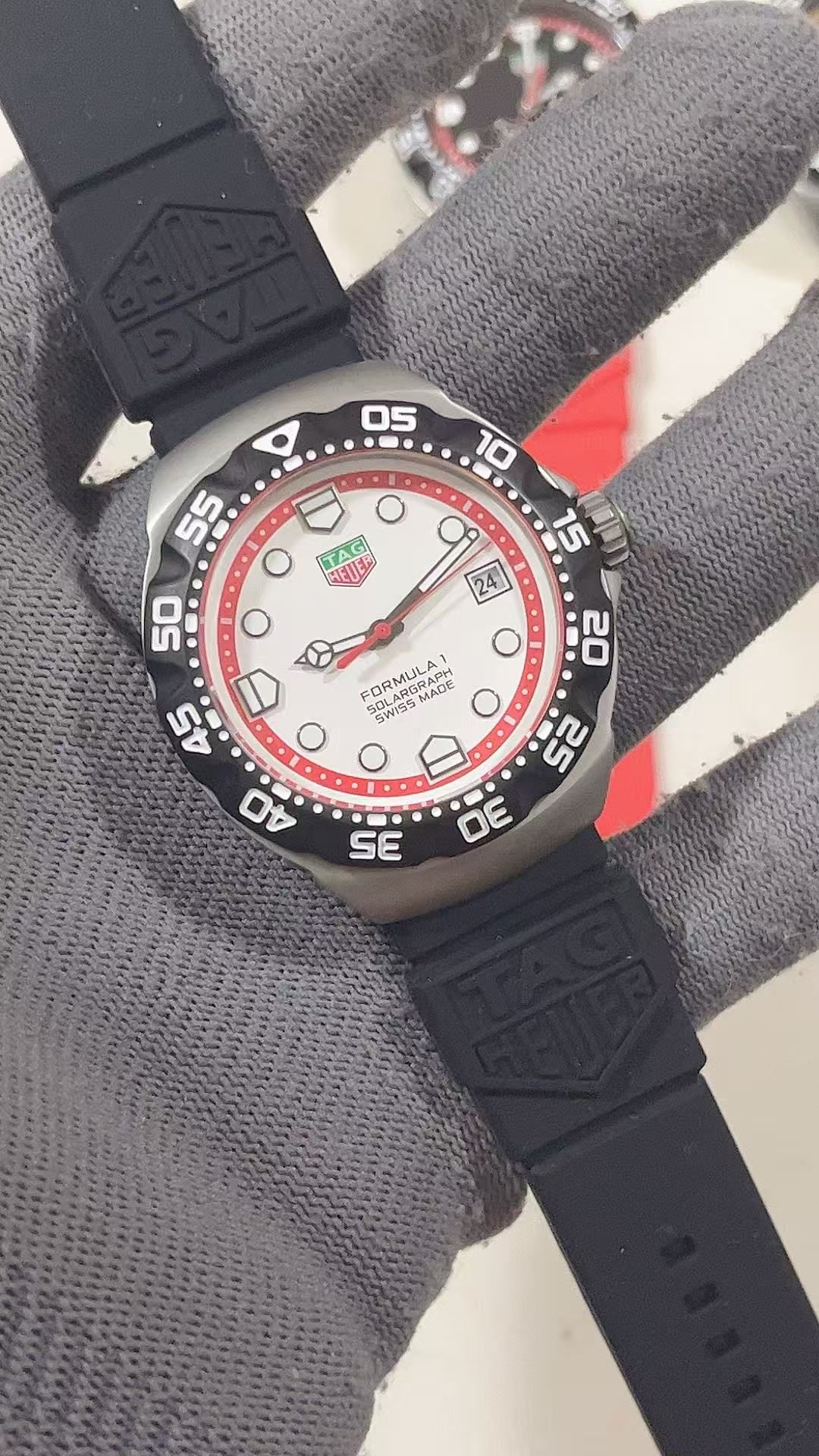 TAG-Heuers new Formula 1 Solargraph Automatic 38mm Stainless Steel Men's Watch Stainless Steel Case Silver Case New Black Case - 1 of 8