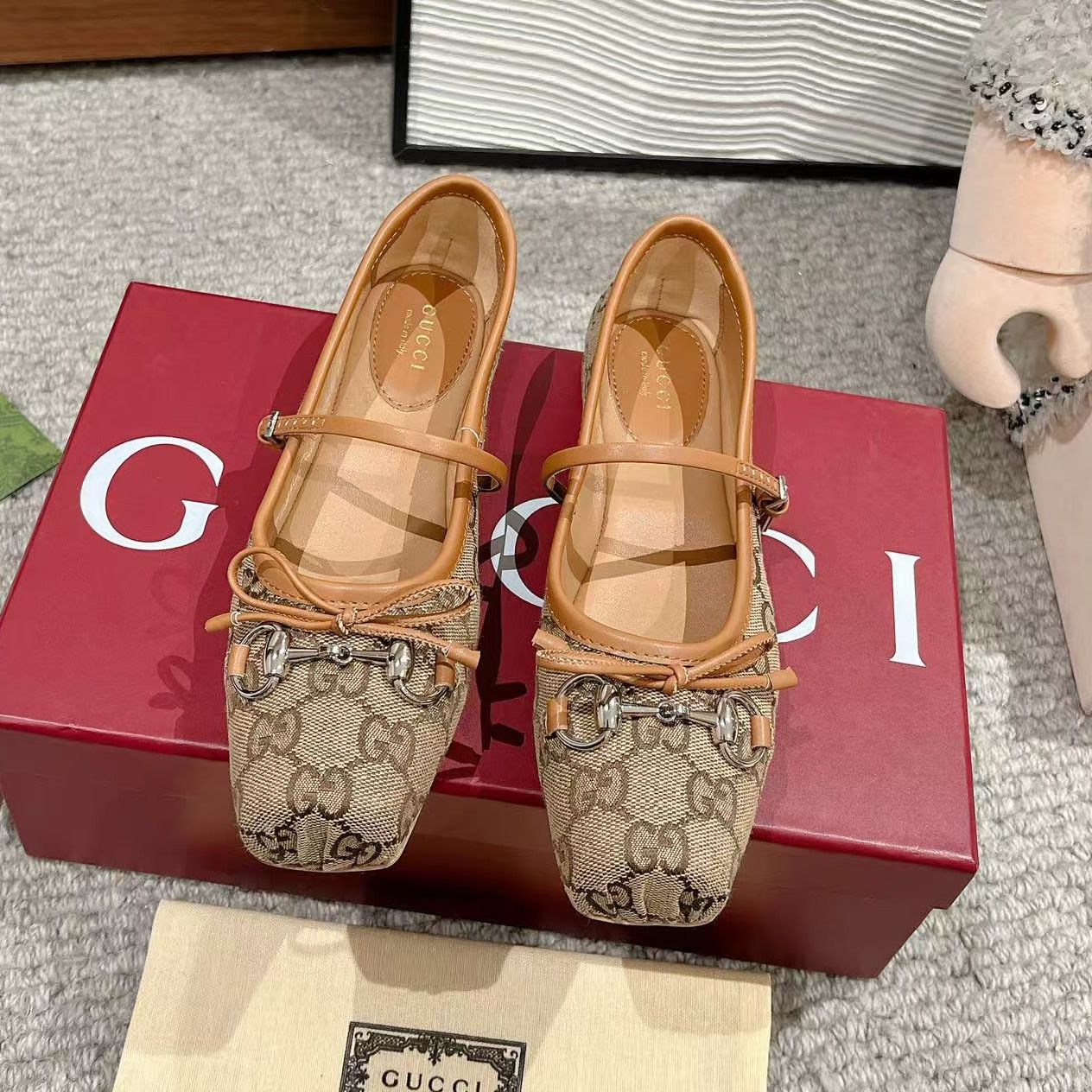 Horsebit Ballet Flat Shoes Designer Shoes Women Dress Fashion Luxury Suede Leather Stin Canvas Pig Nose Square Headbow Mary Jane Shoes - 2 of 8