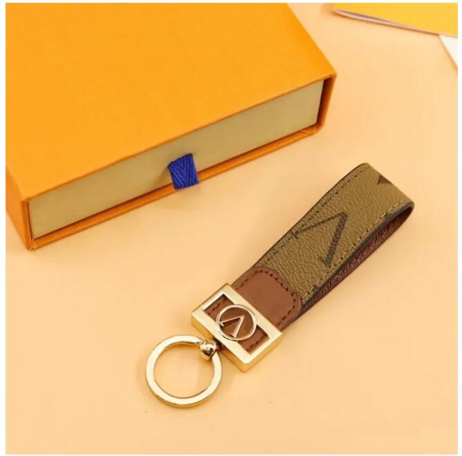 211 High Quality Keychain Classic Exquisite Luxury Designer Car Keyring Zinc Alloy Letter Unisex Lanyard Gold Black Metal Small Jewelry - 7 of 8