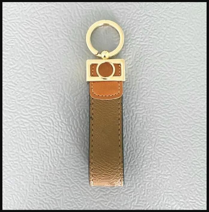 211 High Quality Keychain Classic Exquisite Luxury Designer Car Keyring Zinc Alloy Letter Unisex Lanyard Gold Black Metal Small Jewelry - 5 of 8