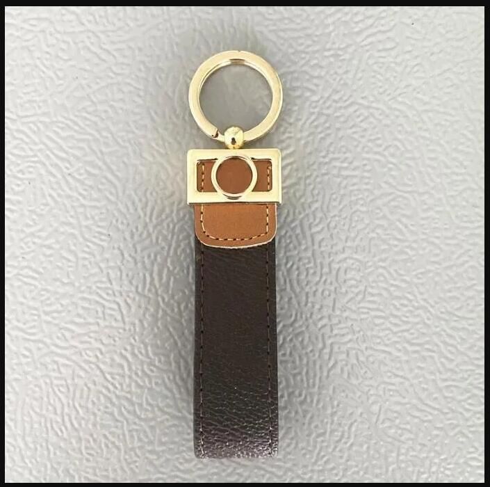 211 High Quality Keychain Classic Exquisite Luxury Designer Car Keyring Zinc Alloy Letter Unisex Lanyard Gold Black Metal Small Jewelry - 6 of 8