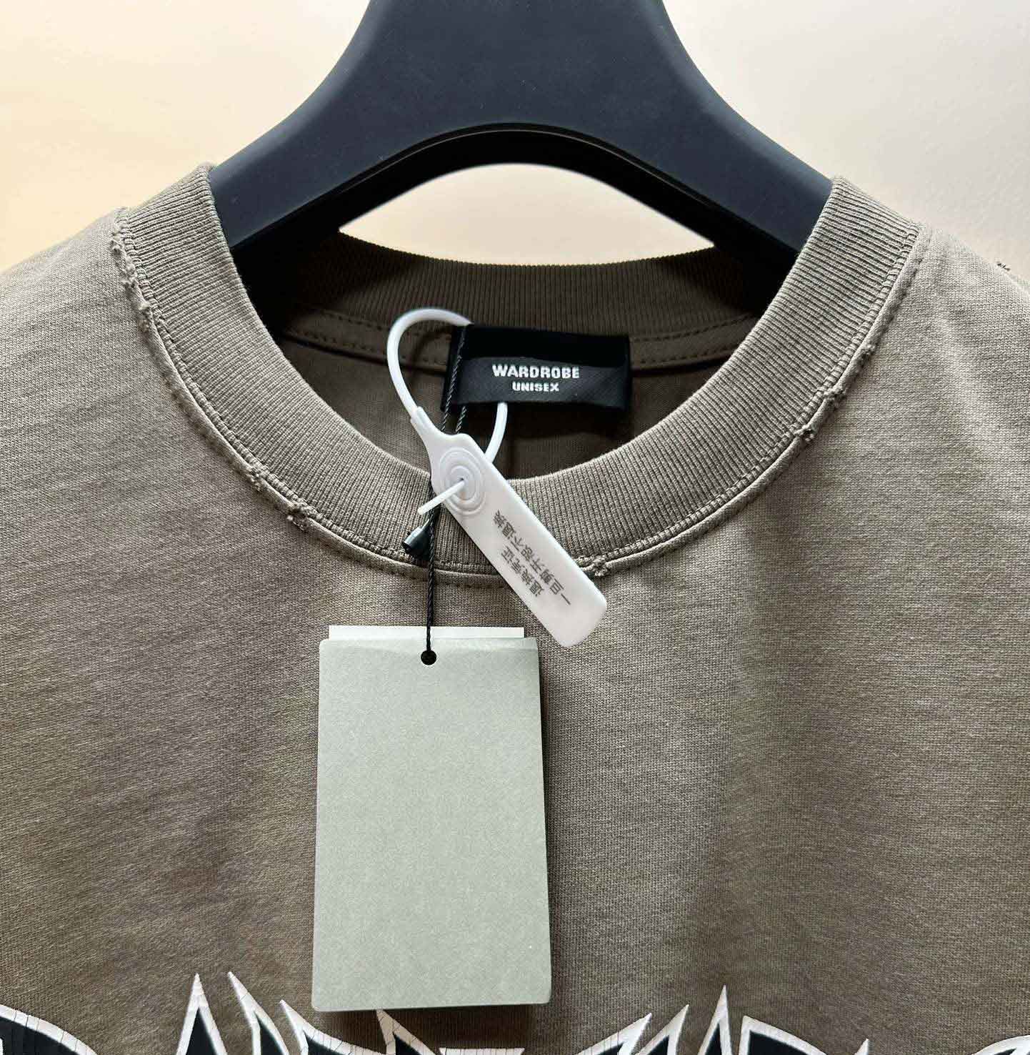 5A Designers Mens Plus T shirt 2026 Fashion Trends T Shirts Summer Luxury Designe Print Letter graphic tee Mens Polo Short Sleeve Tshirt Women Street Loose Casual Tee - 4 of 8