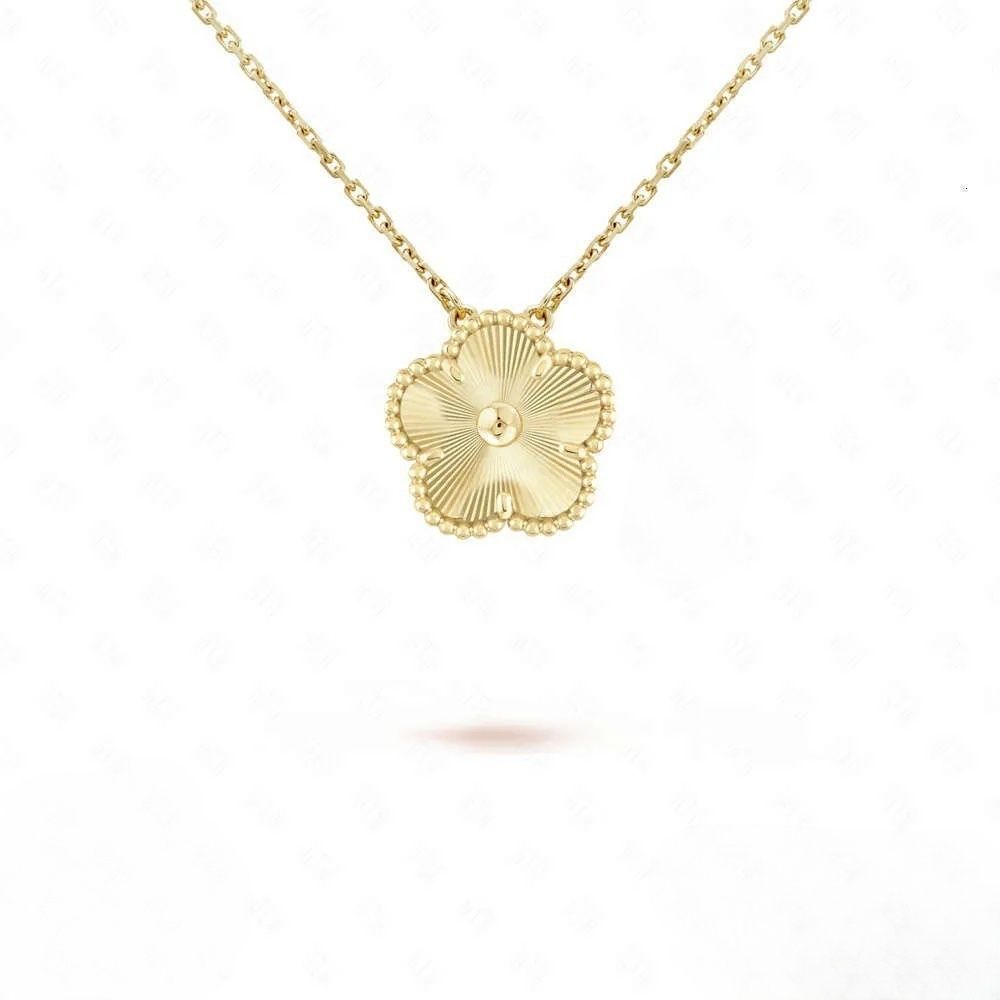 5 flower jewelry luxury designer necklace clover necklace women mother of pearl diamond stainless steel chain plated gold pendant silver wedding necklaces woman - 9 of 9