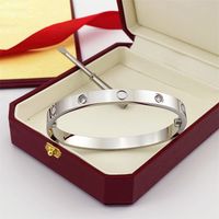 wide silver with 4 diamond
