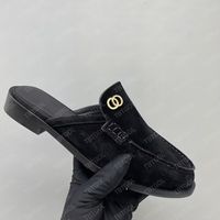 A5 suede
