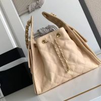 Beige Grained Pattern