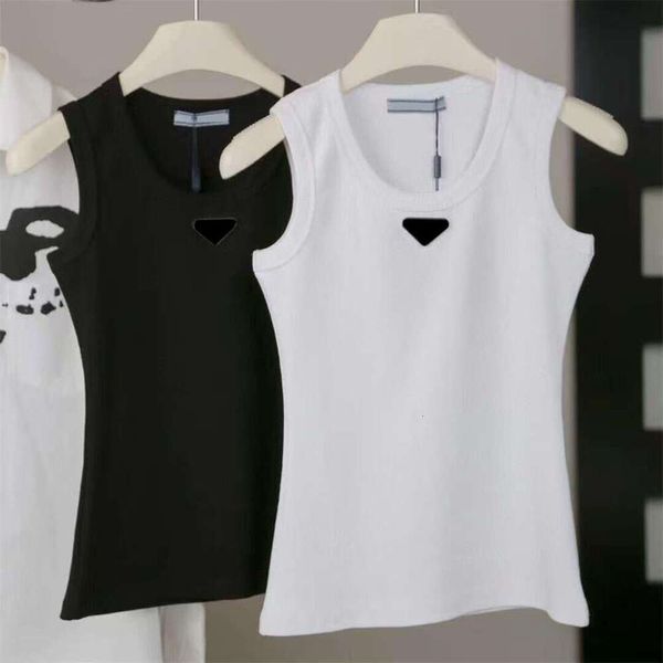 Tank Brand Luxury Womens T Shirts Vests Budge Embroidery Designer Womens Tshirts Gilet Tops Tees Shirts Patterns Summer Breathable Short Sleeves T-Shirts S-2XL - Apparel - denook