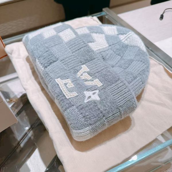 Designer Bean Hat Women Woolen Hat Fisherman Hat Luxury Classic Fashion Winter Wool Warm Belt Box Gift VVX - Fashion Collection - denook