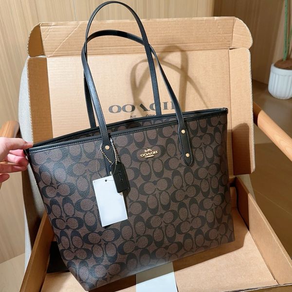 Tote Bag Designer Bag Women's Fashion Classic Shoulder Bag Luxury Handbags Flower Letter Large Capacity Leather Totes Commuting Shopping Bag Casual Tote 01 - Bags, Luggage & Accessories - denook
